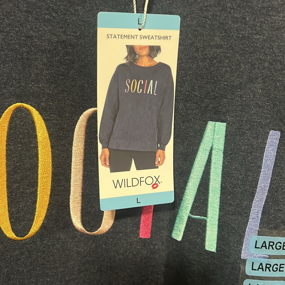 NWT Wildfox Navy Sweatshirt with Multicolor 'SOCIAL' Print - Large - Picture 4 of 5